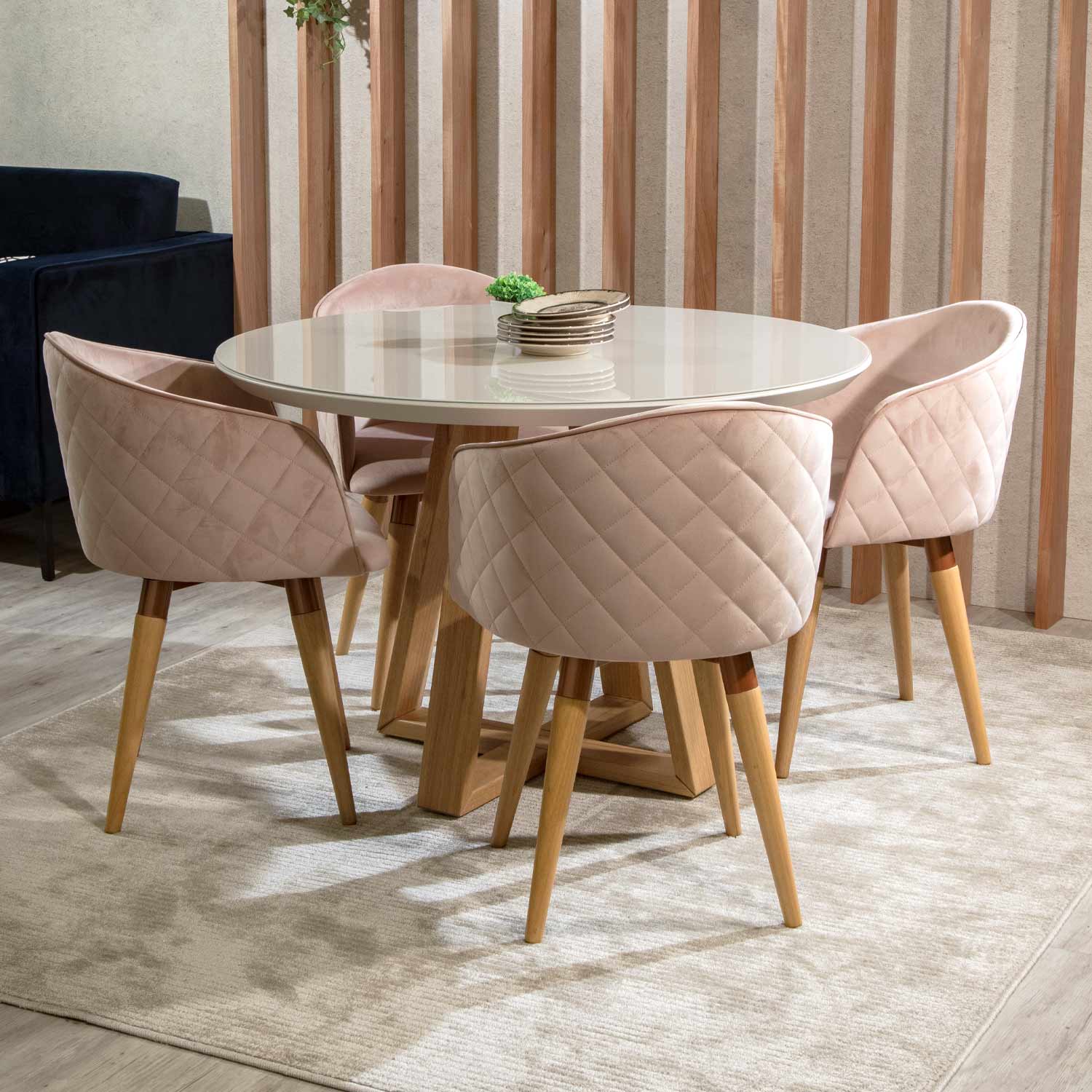 Comedor 1.15 Red Bennet 4 sillas Kari